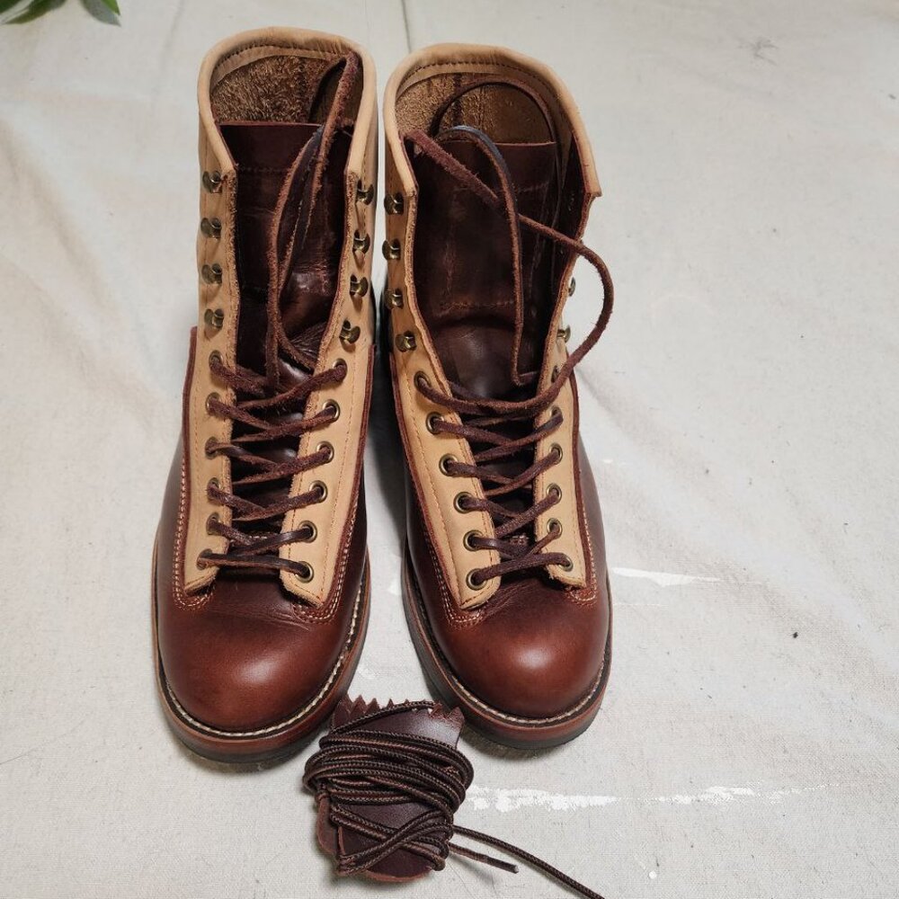 Model 007 Boot In Cherry/Cream - 9.5